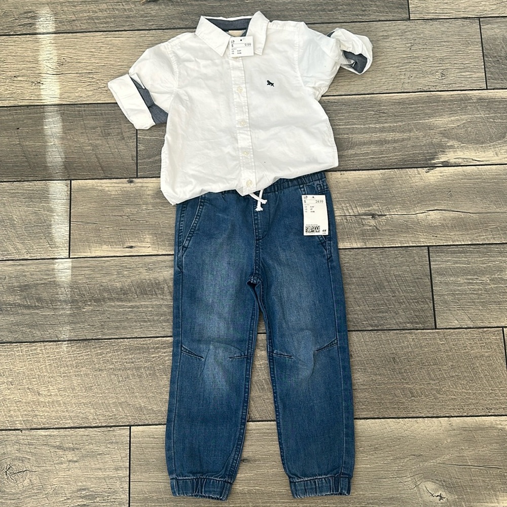 H&M boy set.  Size 3-4Y. Brand new